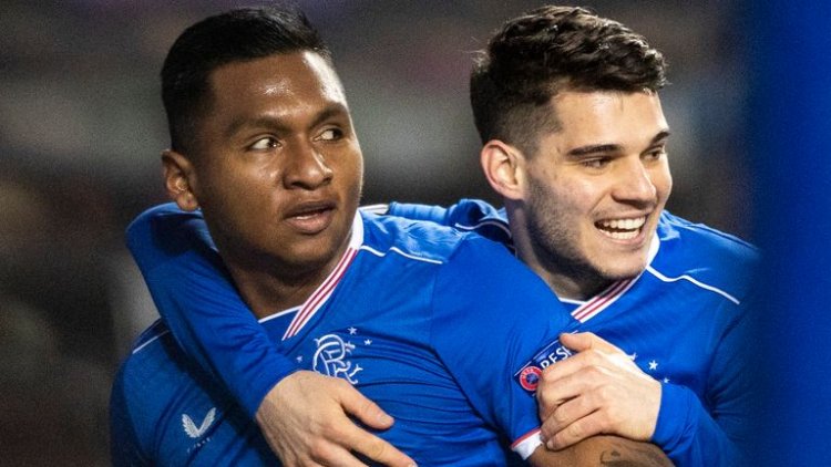 'Don't worry about Morelos, he's dancing to Sweet Caroline!'
