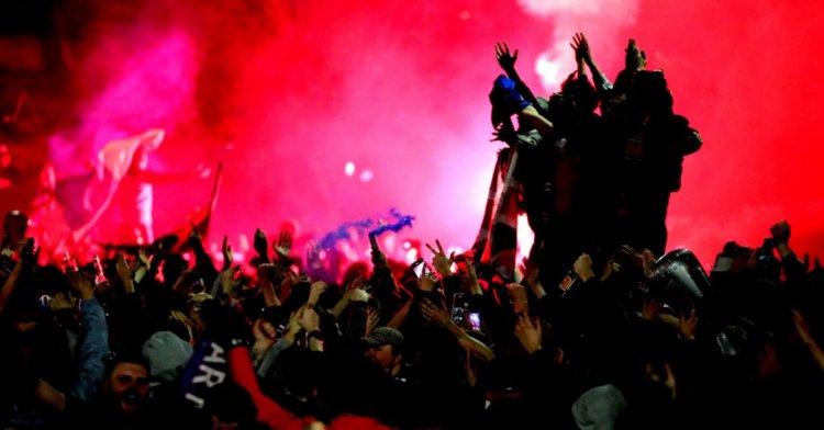 Rangers remind celebrating fans to adhere to lockdown rules | BreakingNews.ie