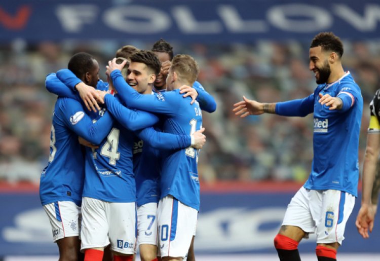 Rangers news: Gerrard names Rangers side to take on Slavia