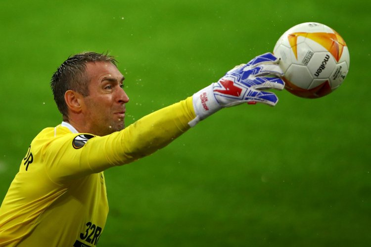Rangers hero Allan McGregor breaks wonder-save to deny Slavia Prague down to basics