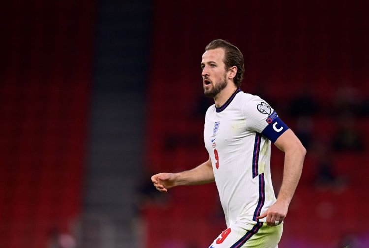 Graham Roberts sends message to Defoe after his stance on Kane's future at Spurs