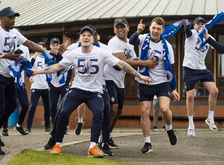 Kirsty Howat inspired by 55 as Rangers Women target SWPL title glory