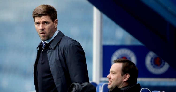 Steven Gerrard challenges Scott Wright to go to Rangers 'next level'