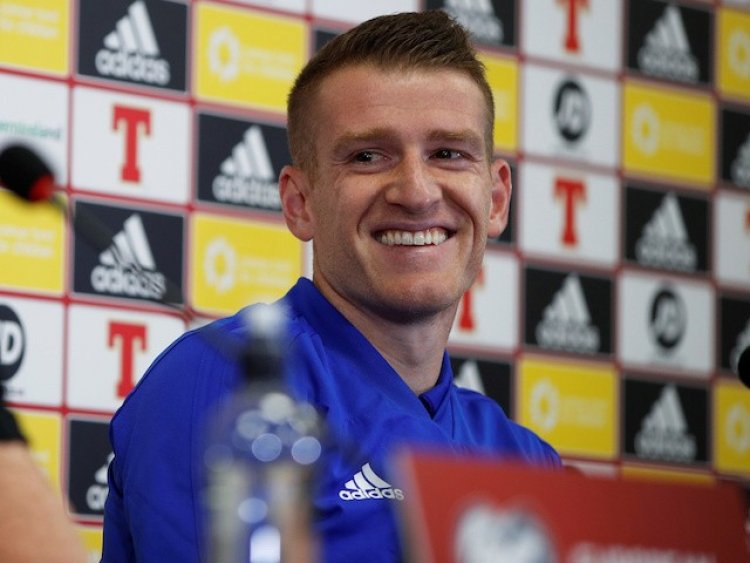 Steven Davis still has desire to keep chasing glory