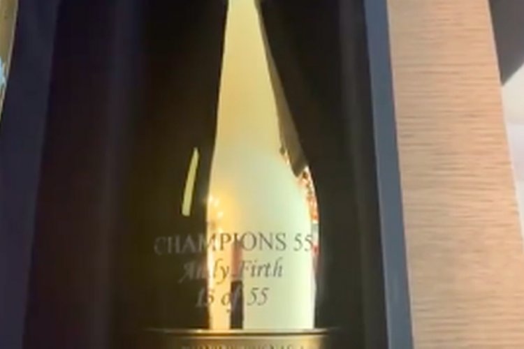 James Tavernier kick starts Rangers title party with 55 champagne bottle gift