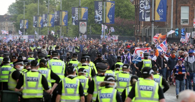 Rangers fans celebrate title at Ibrox despite police presence and Covid pleas