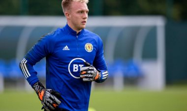Rangers keeper's Cup final showing prompts mixed reaction from fans