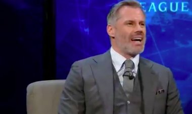 Carragher's cheeky message to Gerrard after Rangers sending off