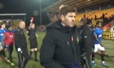 Rangers boss Steven Gerrard gets red card at half-time for confronting referee: 'You're bang out of order'