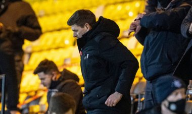 Steven Gerrard right to be aggrieved as Livi boss makes 'stonewaller' admission