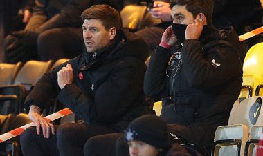 ‘It’s harsh’: Pundit criticises Ibrox boss Gerrard after controversial Rangers red card