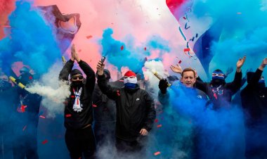 Ultras spark Rangers pyro display at Ibrox ahead of St Mirren clash