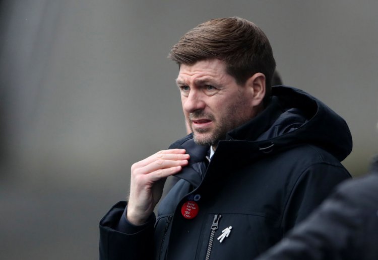 Rangers fans outraged at journalist for "offside" Steven Gerrard question
