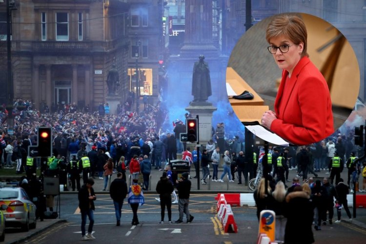 Nicola Sturgeon:  Authorities 'won't turn a blind eye' to Rangers celebrations