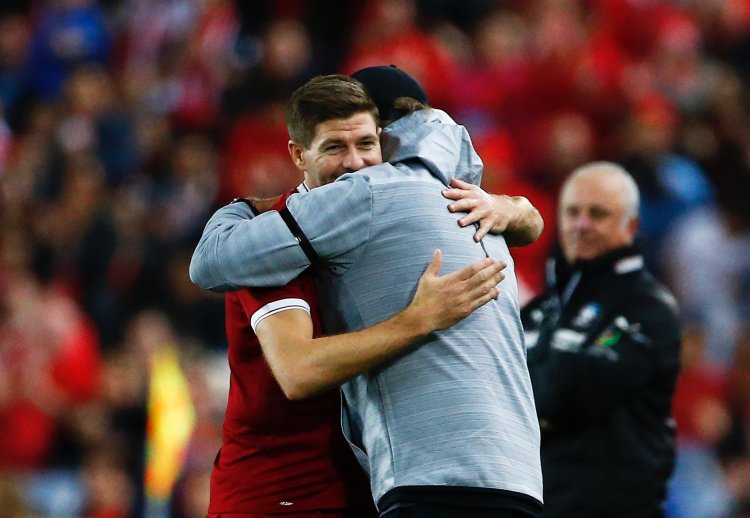 Video: Steven Gerrard stops journalist speaking to correct Klopp misunderstanding