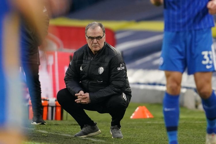 Bielsa responds when asked how he feels about Roofe winning the league with Rangers - The Focus
