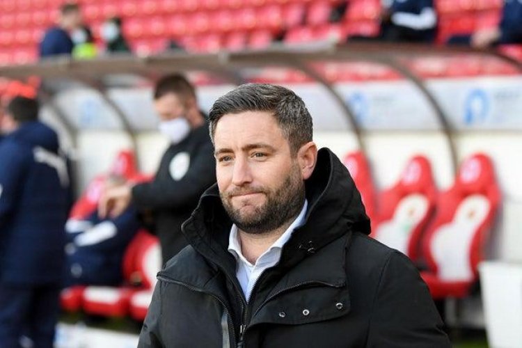 'Makes me nervous' 'Surely today’s the day!': SAFC fans react as Johnson makes four changes for Papa John's Trophy final