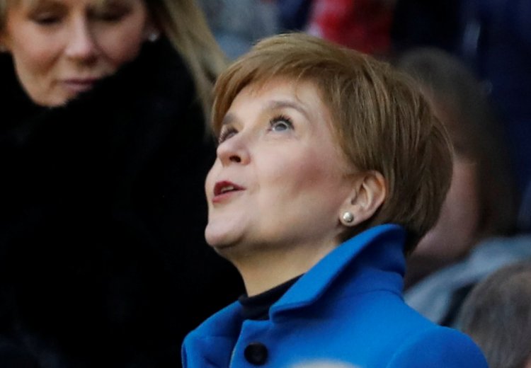 Sturgeon reiterates Gers Old Firm threat