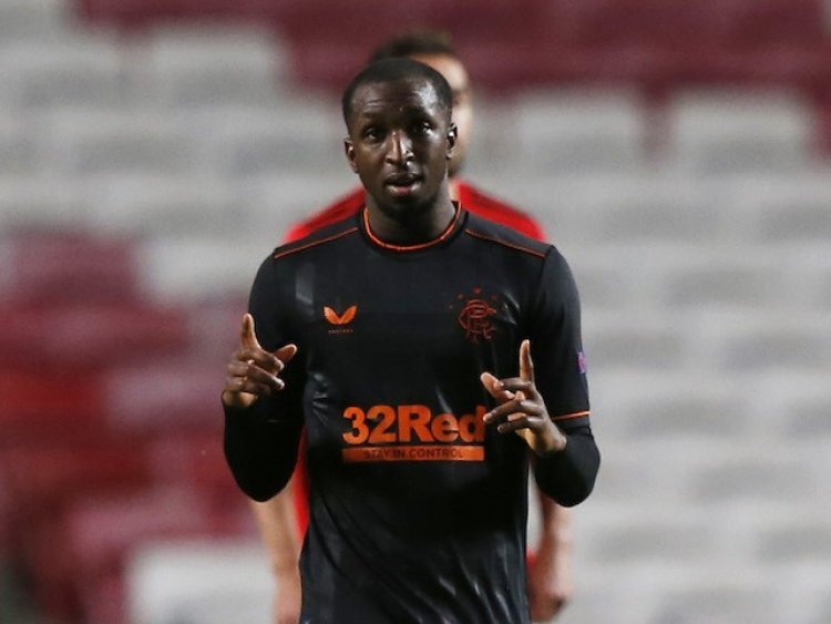 Team News: Steven Gerrard to talk with Glen Kamara