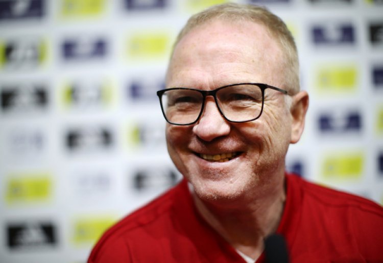 Rangers news: McLeish wants first Wright start v Cove
