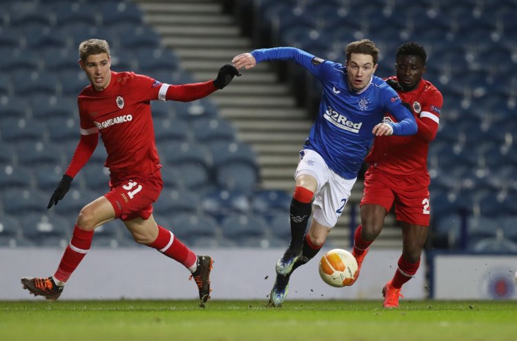 Rangers fans want Wright to start