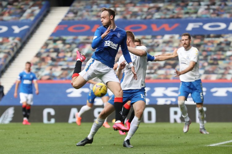 Gers duo face off, there’s only one winner