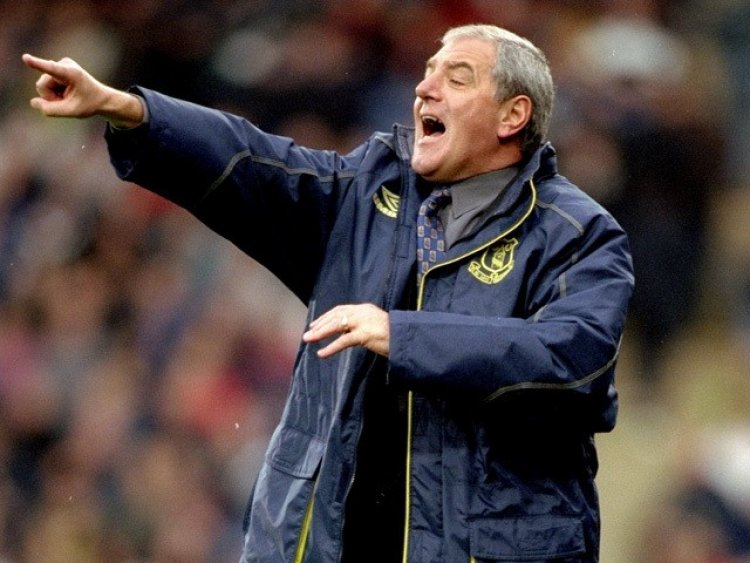 Steven Gerrard lavishes praise on Walter Smith