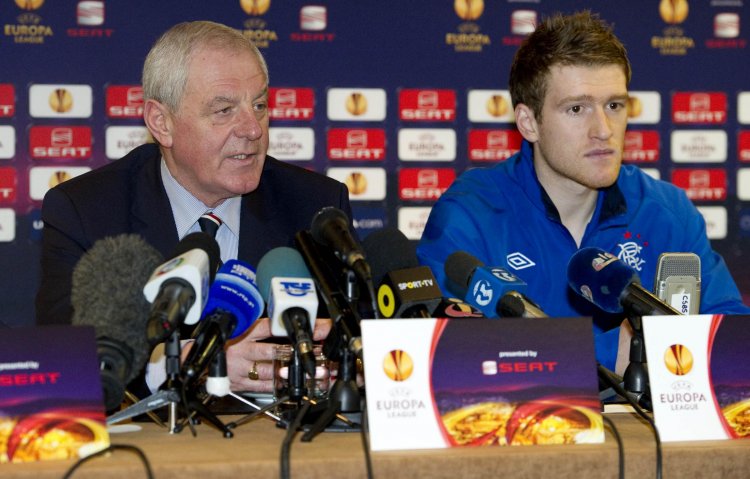 SFWA Footballer of the Year Steven Davis 'humbled' at praise from legendary Rangers manager Walter Smith