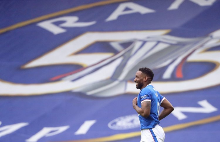 Danny Mills says Defoe could leave Rangers