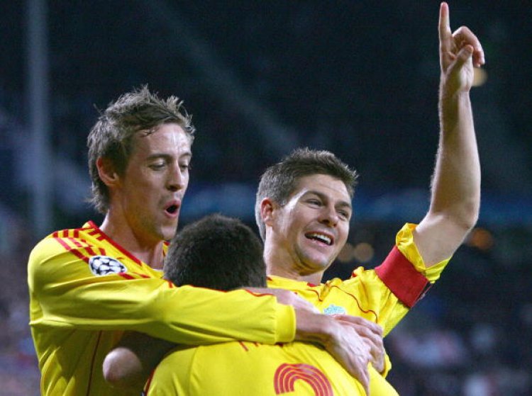 Rangers manager's links with Spurs rubbished by Peter Crouch