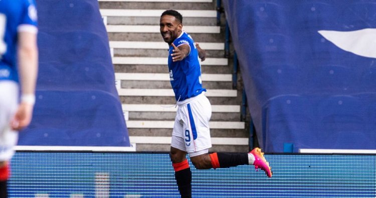 Jermain Defoe makes Rangers sacrifice admission as he delivers emotional thanks