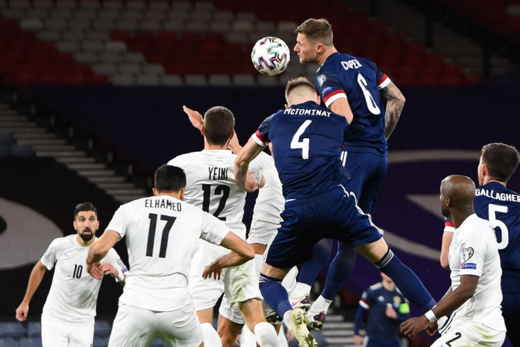 Liam Cooper sends five-word question to Rangers star after award