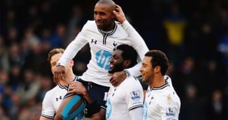 Jermain Defoe joins us on N17 Live tonight! | Tottenham Hotspur