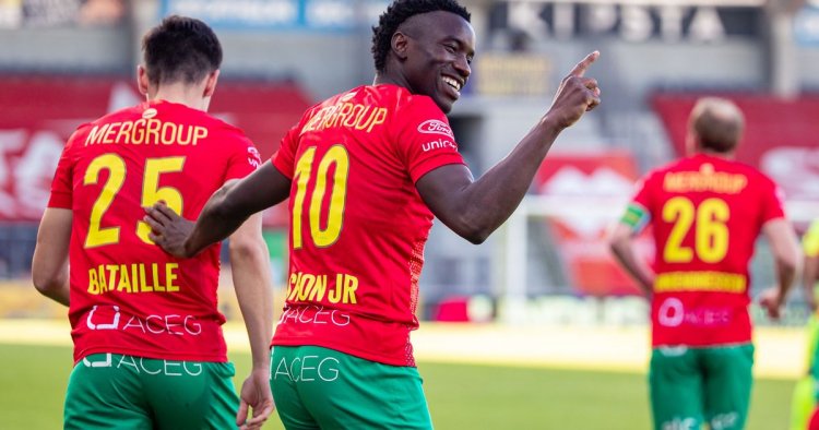 Fashion Sakala in emotional Oostende farewell ahead of Rangers switch